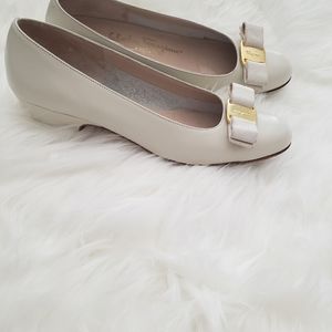 White Cream Salvatore Ferragamo Flats Bow Designer